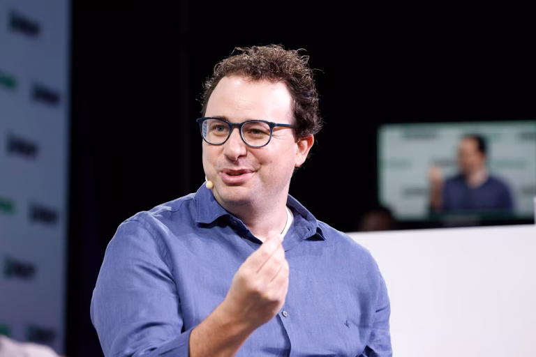Why Dario Amodei Believes Open-Weight AI Won’t Decentralize AI Power